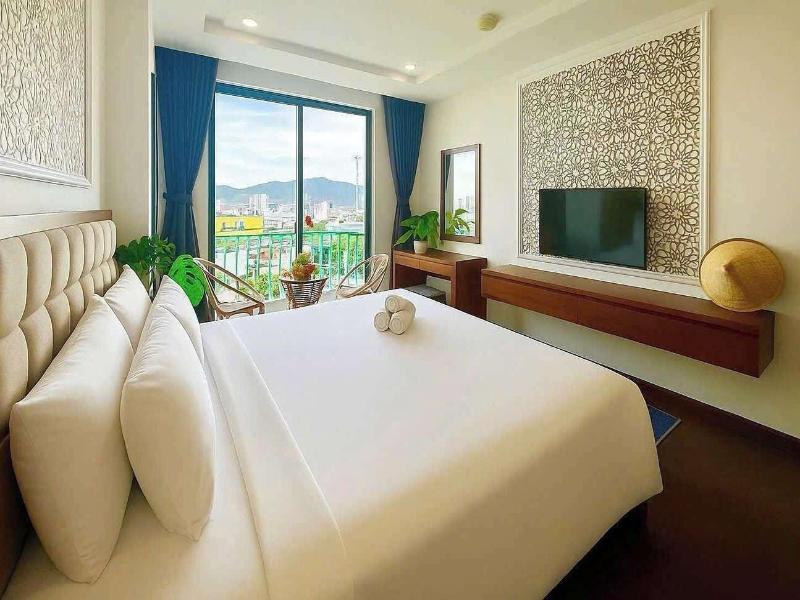 Century Hotel Danang image
