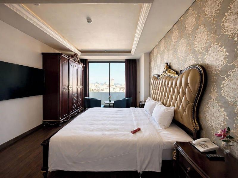 Century Hotel Danang image