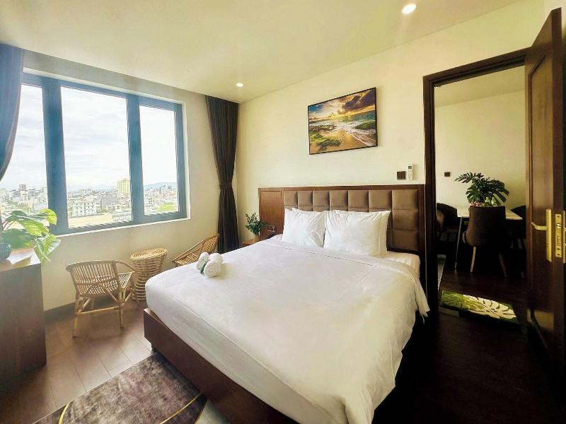 Century Hotel Danang image