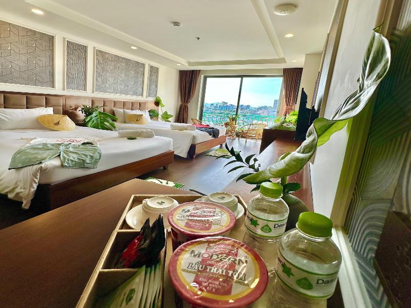Century Hotel Danang image