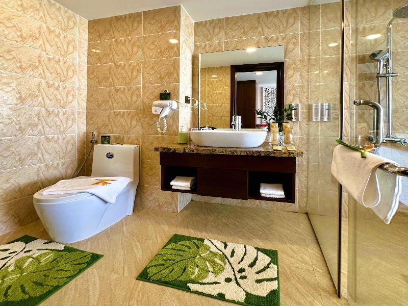 Century Hotel Danang image