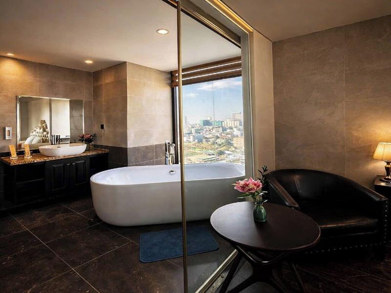 Century Hotel Danang image