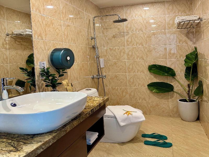 Century Hotel Danang image