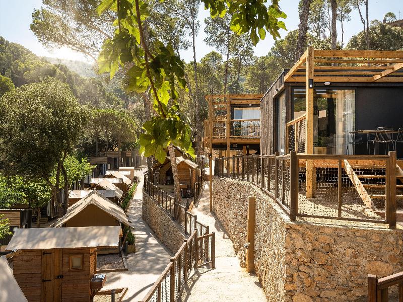 Talaia Plaza EcoResort image