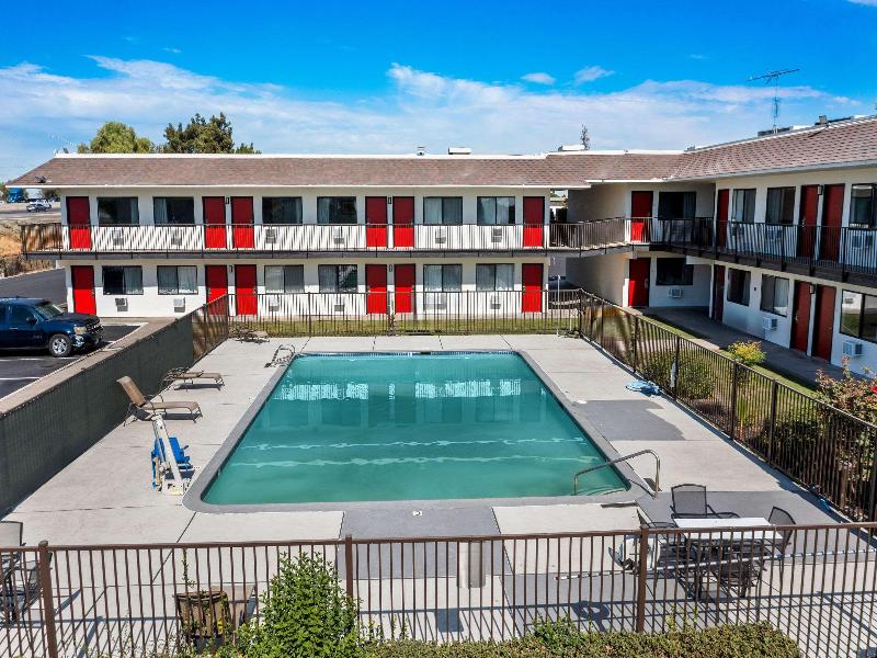 Econo Lodge Stockton near I-5 Fairgrounds image