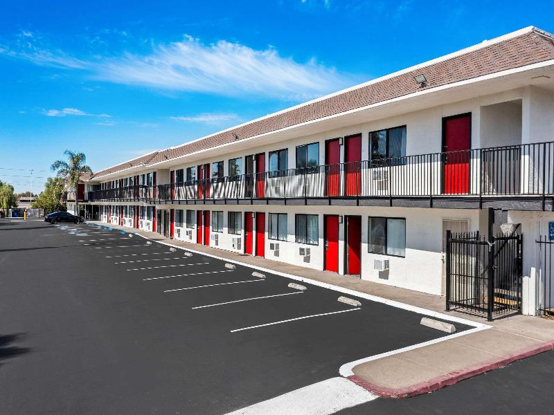 Econo Lodge Stockton near I-5 Fairgrounds image