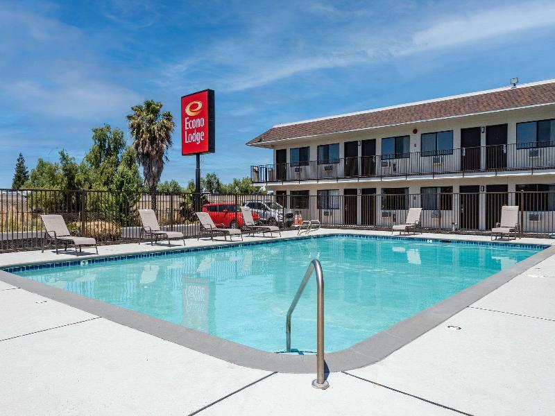 Econo Lodge Stockton near I-5 Fairgrounds image
