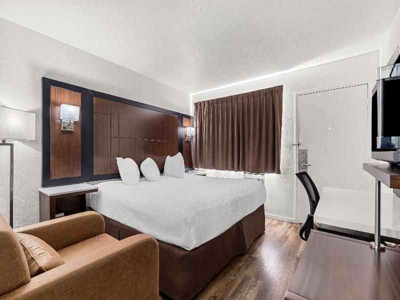 Econo Lodge Stockton near I-5 Fairgrounds image