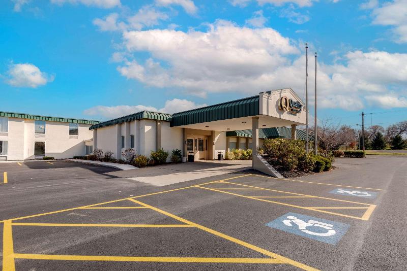 Quality Inn & Suites New Hartford - Utica image
