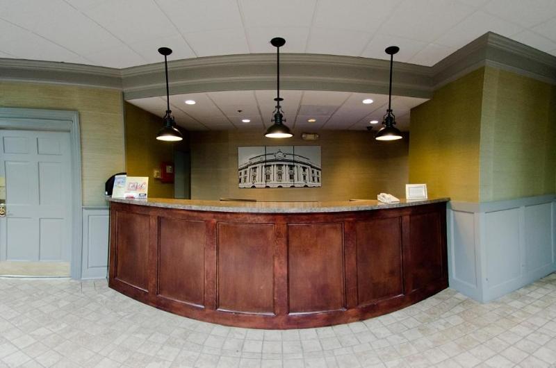 Quality Inn & Suites New Hartford - Utica image