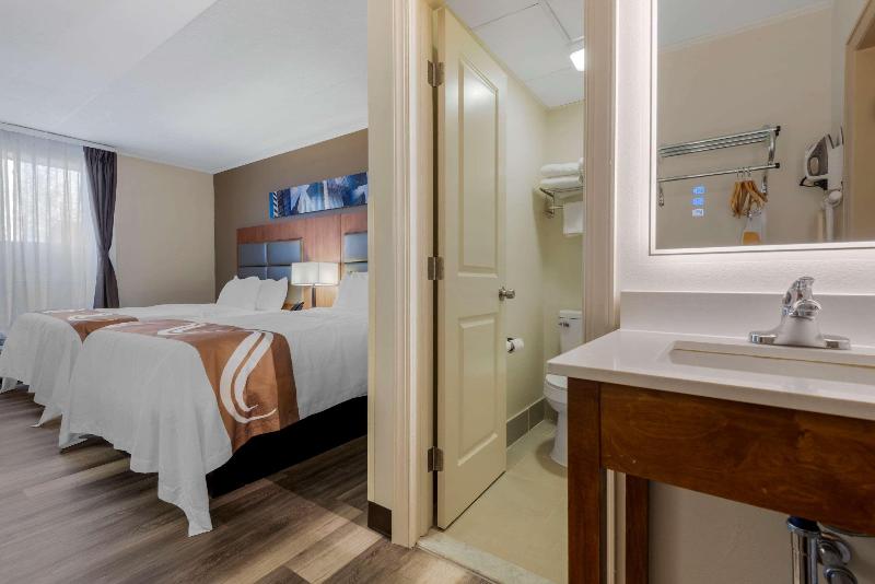 Quality Inn & Suites New Hartford - Utica image