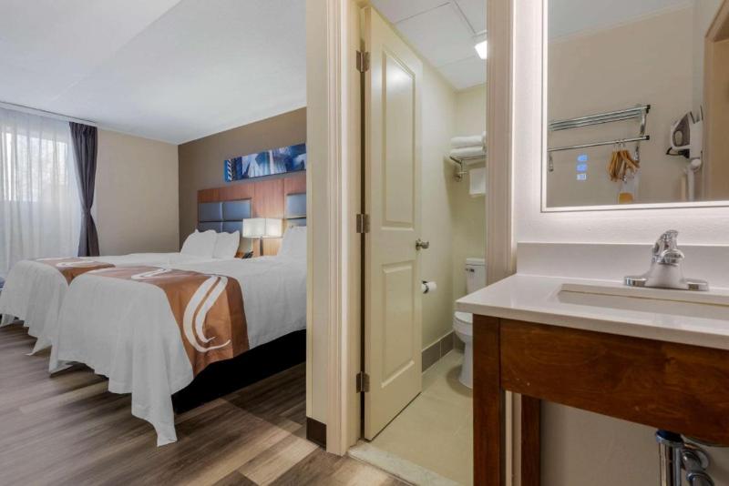 Quality Inn & Suites New Hartford - Utica image
