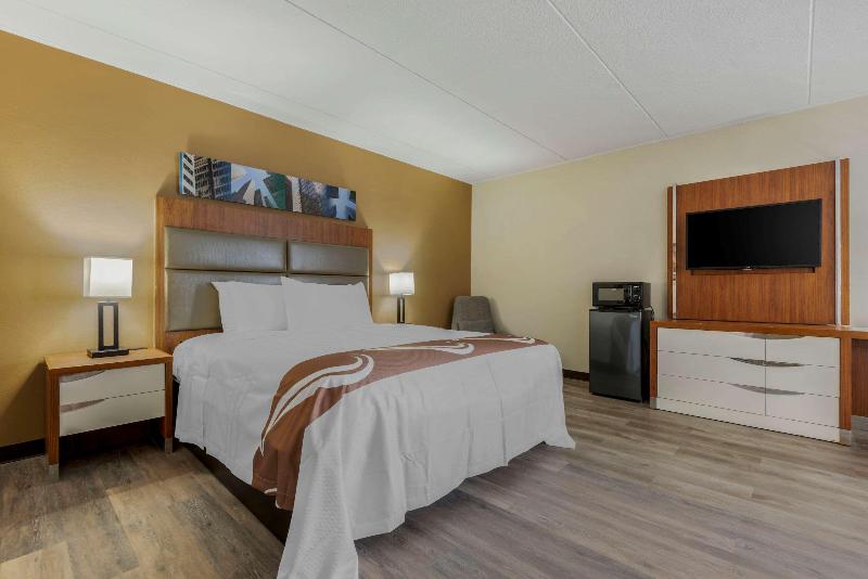 Quality Inn & Suites New Hartford - Utica image