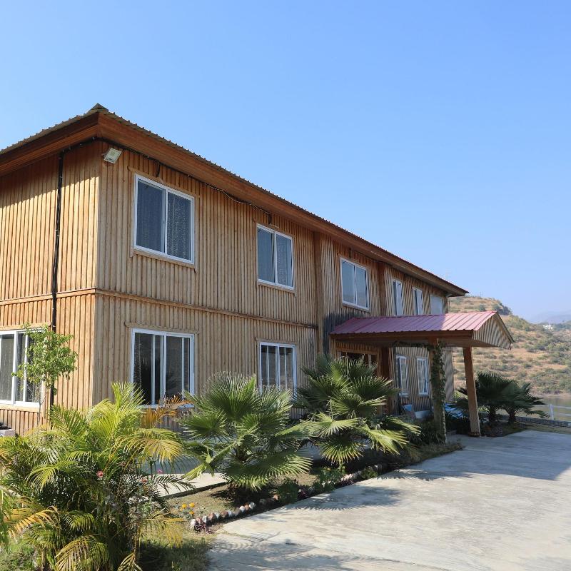 Le ROI Floating Huts & Eco Rooms image
