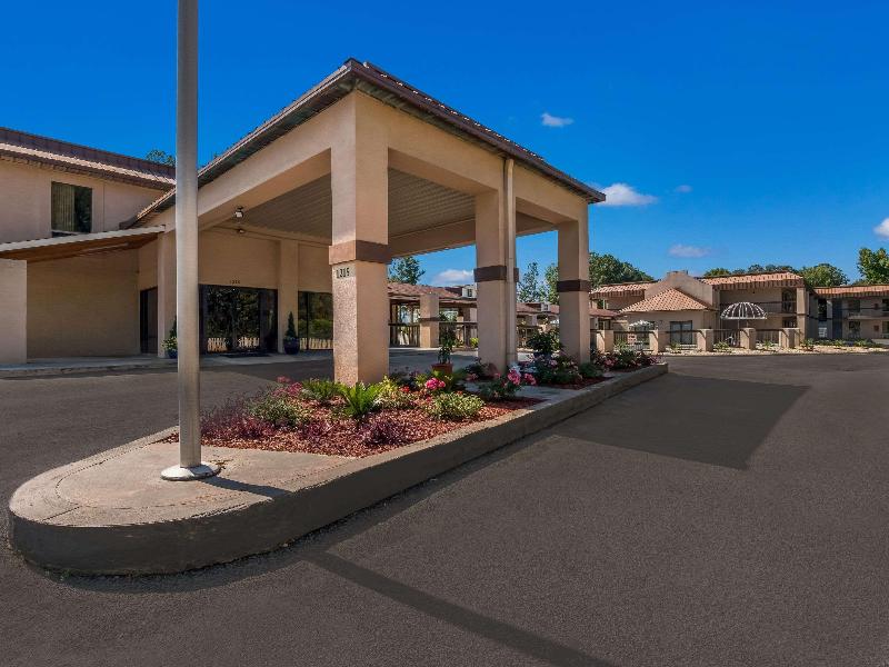Rodeway Inn Greenwood image