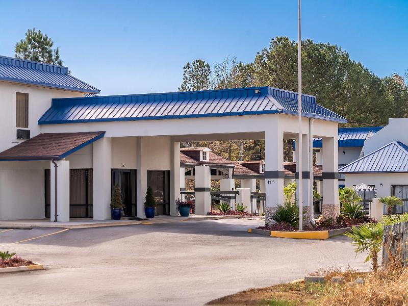 Rodeway Inn Greenwood image