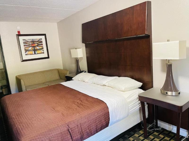 Rodeway Inn Greenwood image