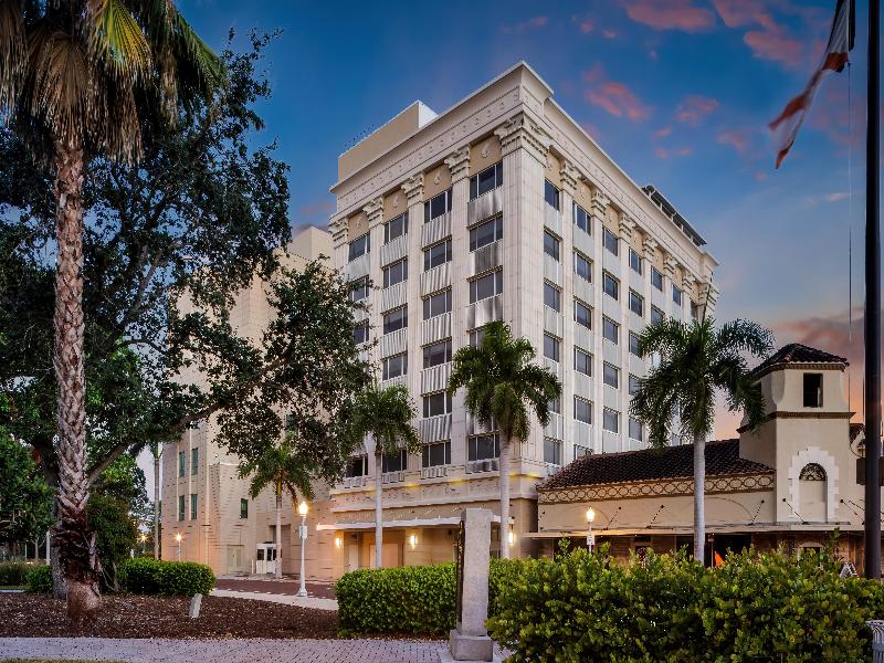 The Banyan Hotel Fort Myers, Tapestry Collection B image