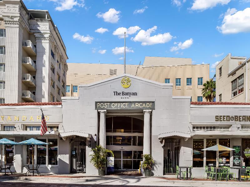 The Banyan Hotel Fort Myers, Tapestry Collection B image