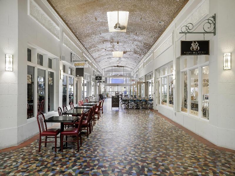 The Banyan Hotel Fort Myers, Tapestry Collection B image