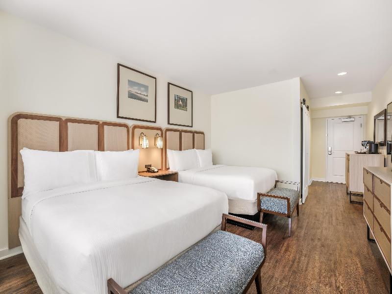 The Banyan Hotel Fort Myers, Tapestry Collection B image