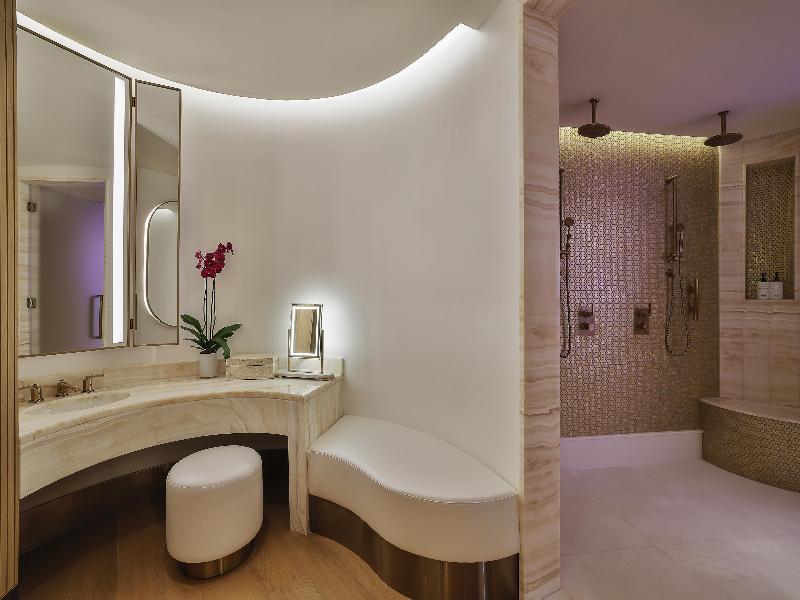 Waldorf Astoria Lusail image
