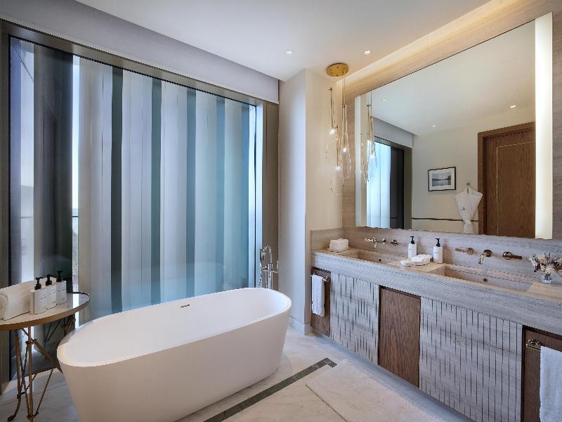 Waldorf Astoria Lusail image