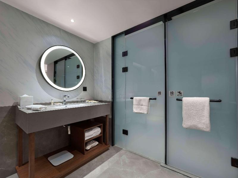 Hilton Garden Inn Lhasa image