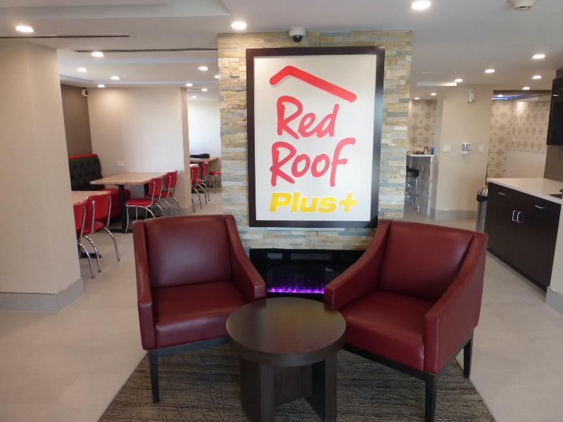 Red Roof Inn Bourbonnais image