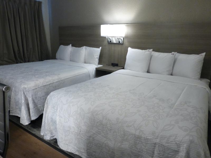 Red Roof Inn Bourbonnais image