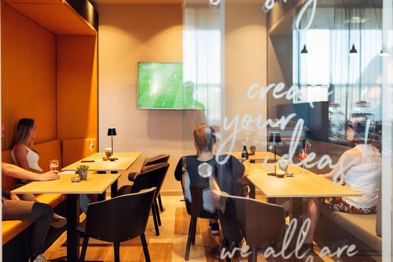 Harrys Home Steyr Hotel image