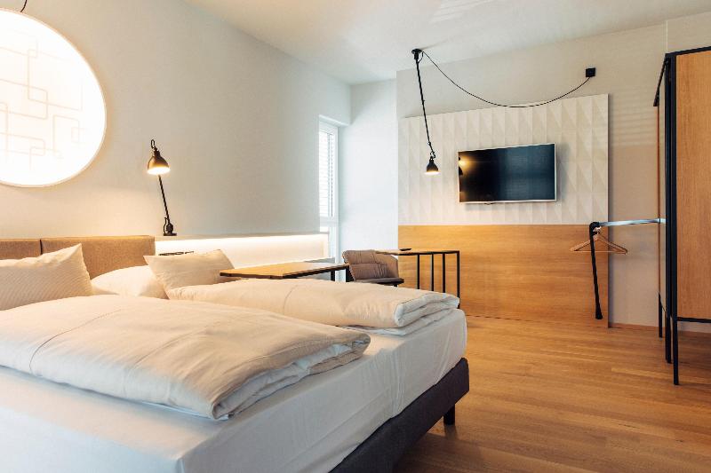 Harrys Home Steyr Hotel image