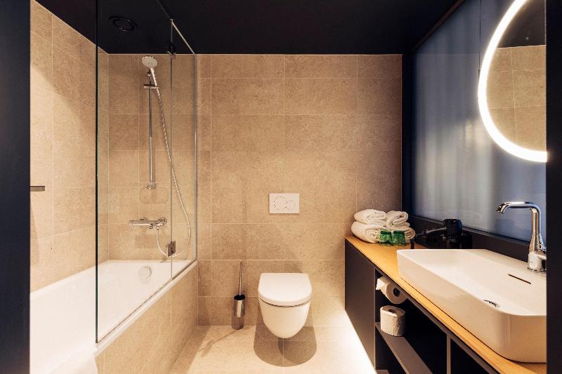 Harrys Home Steyr Hotel image