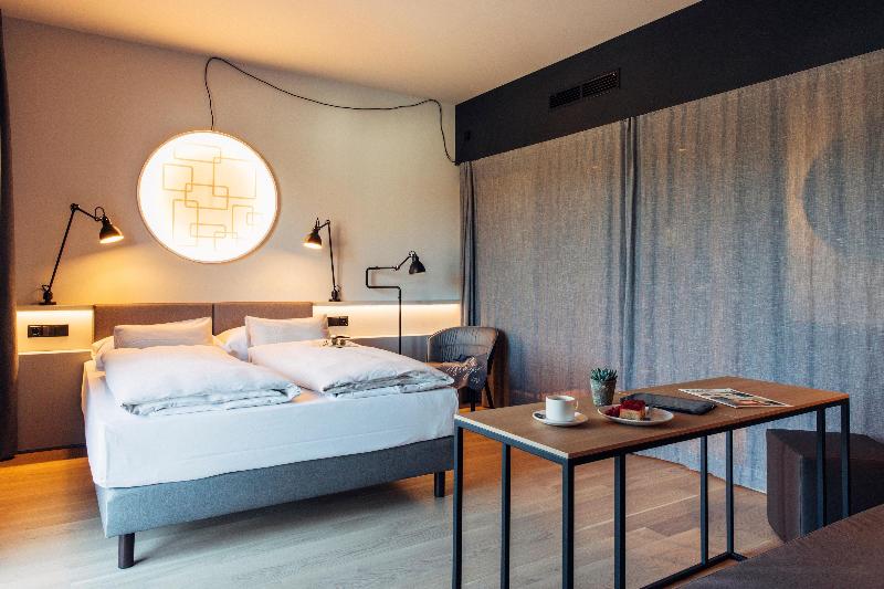 Harrys Home Steyr Hotel image