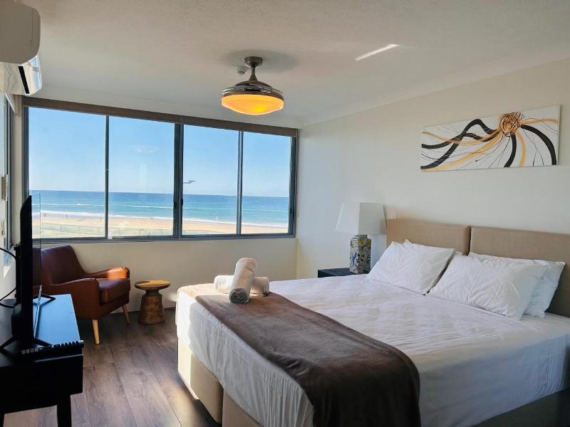 Berkeley On The Beach image