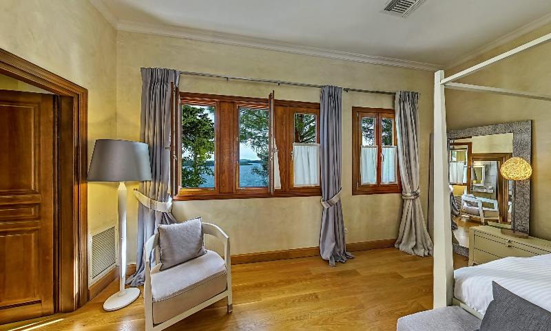 Villa Veneziano image