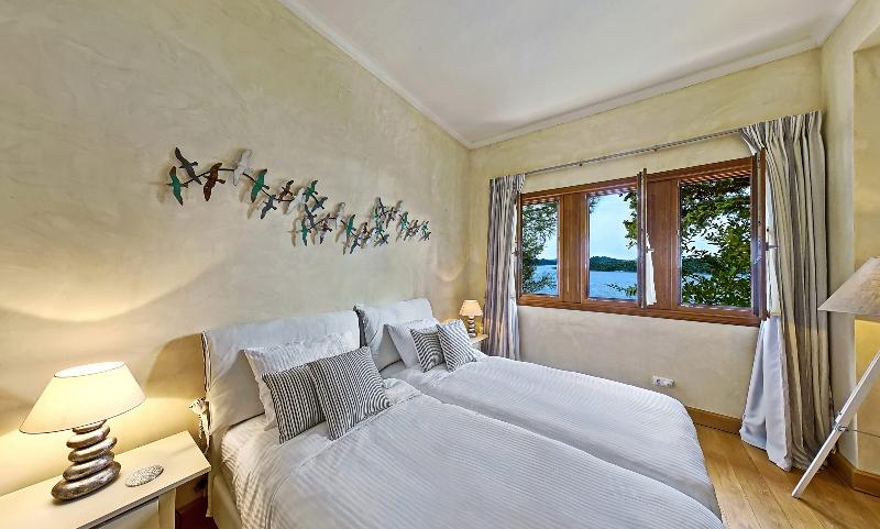 Villa Veneziano image