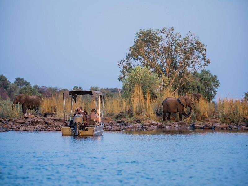 Sindabezi Island Camp image