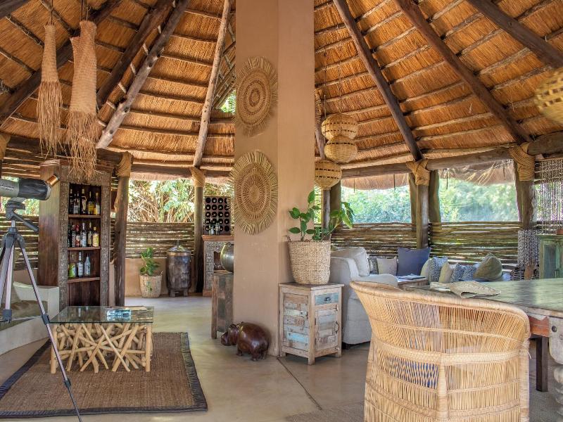 Sindabezi Island Camp image