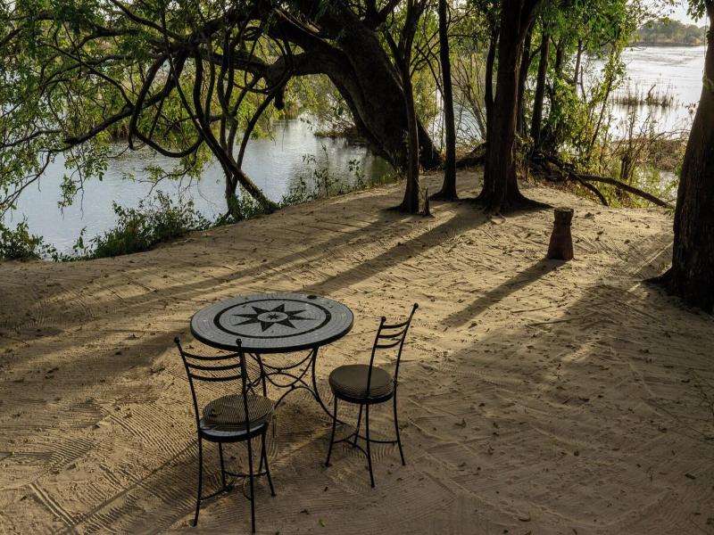 Sindabezi Island Camp image