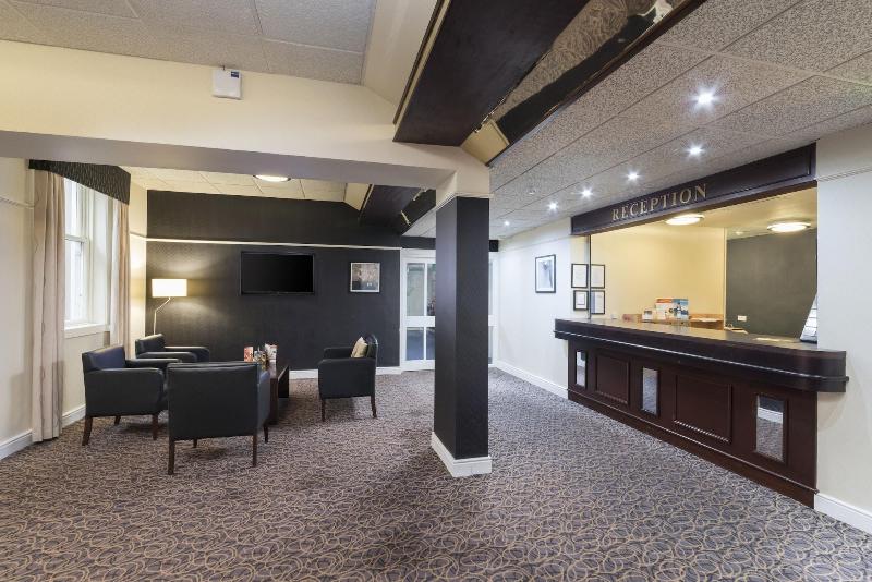 Lobby & Reception