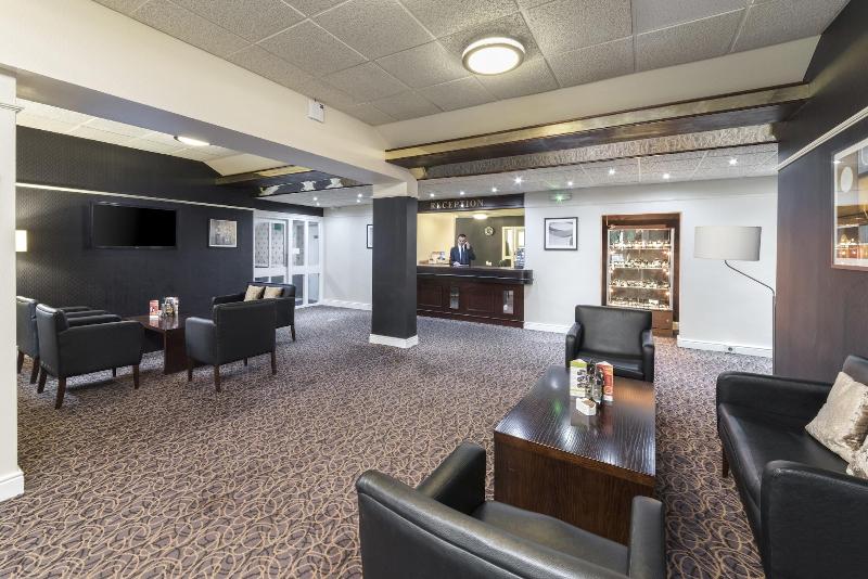 Lobby & Reception