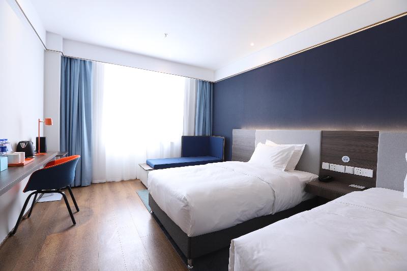 Holiday Inn Express Hengshui Railway Station image