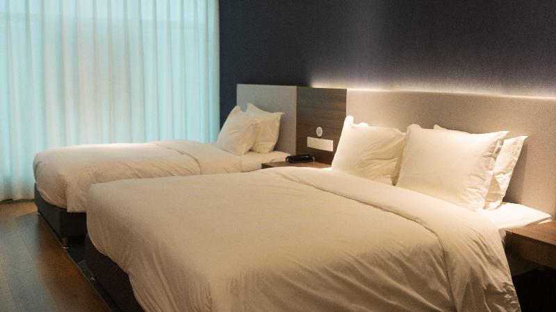 Holiday Inn Express Hengshui Railway Station image