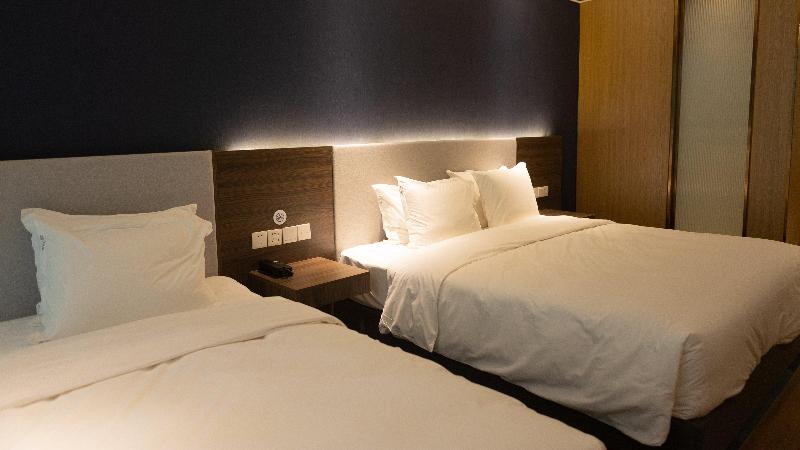 Holiday Inn Express Hengshui Railway Station image