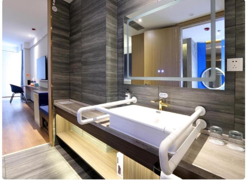 Holiday Inn Express Hengshui Railway Station image