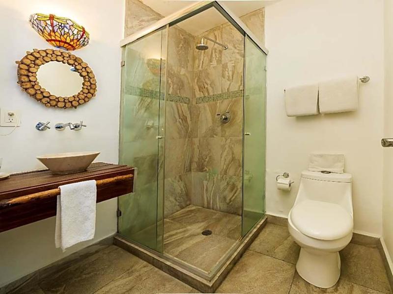 Collection O Casa Anzures Thematic, Mexico City image