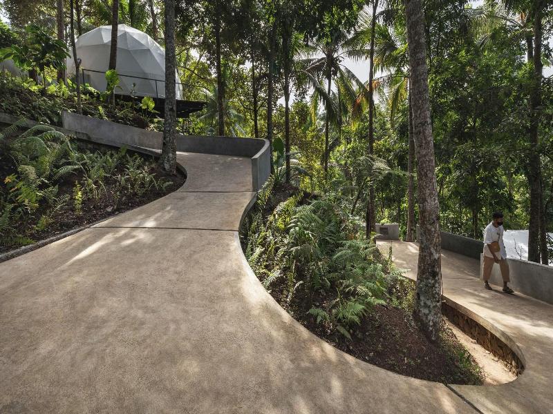 Kunang Kunang Tent Resort image