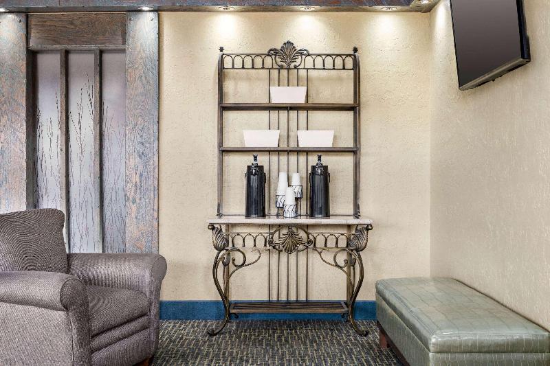Travelodge By Wyndham Coffeyville image