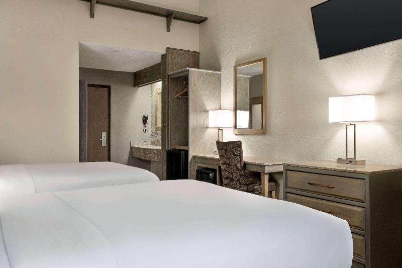 Travelodge By Wyndham Coffeyville image